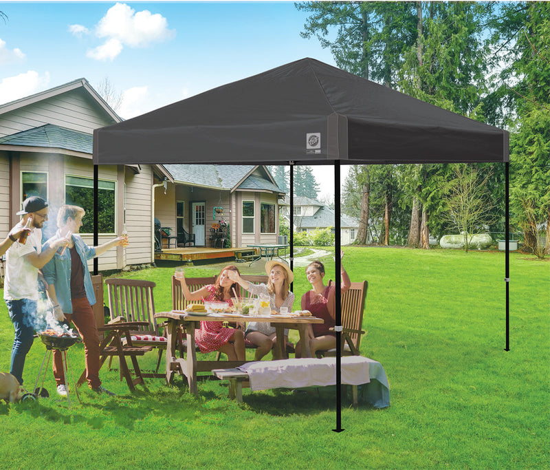 Decorations for Your Summer Garden Party: Make Your Gazebo the Star